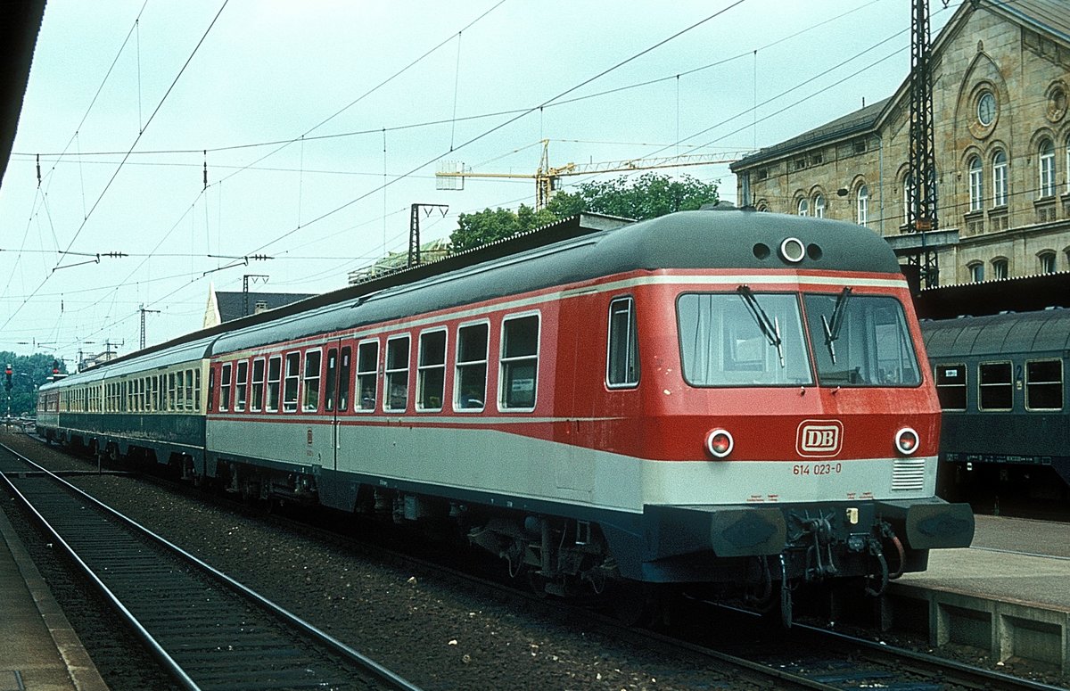 614 023  Fürth  xx.07.84