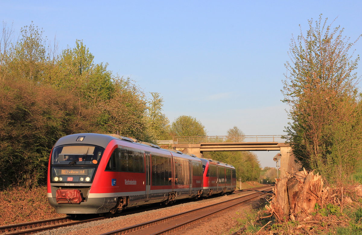 642 707 mit weiterem Bruder als RE Crailsheim-Heilbronn am 16.04.2020 bei Waldenburg. 