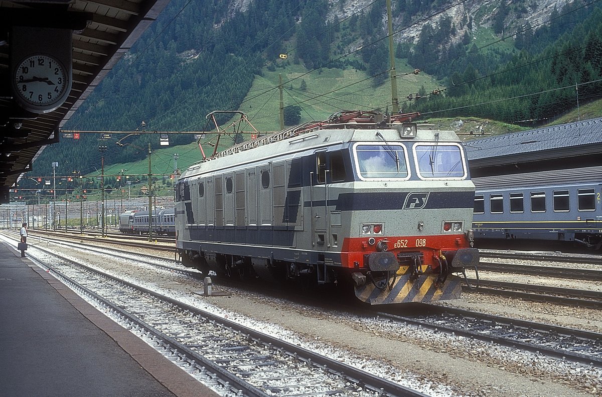 652 098  Brenner  19.08.92