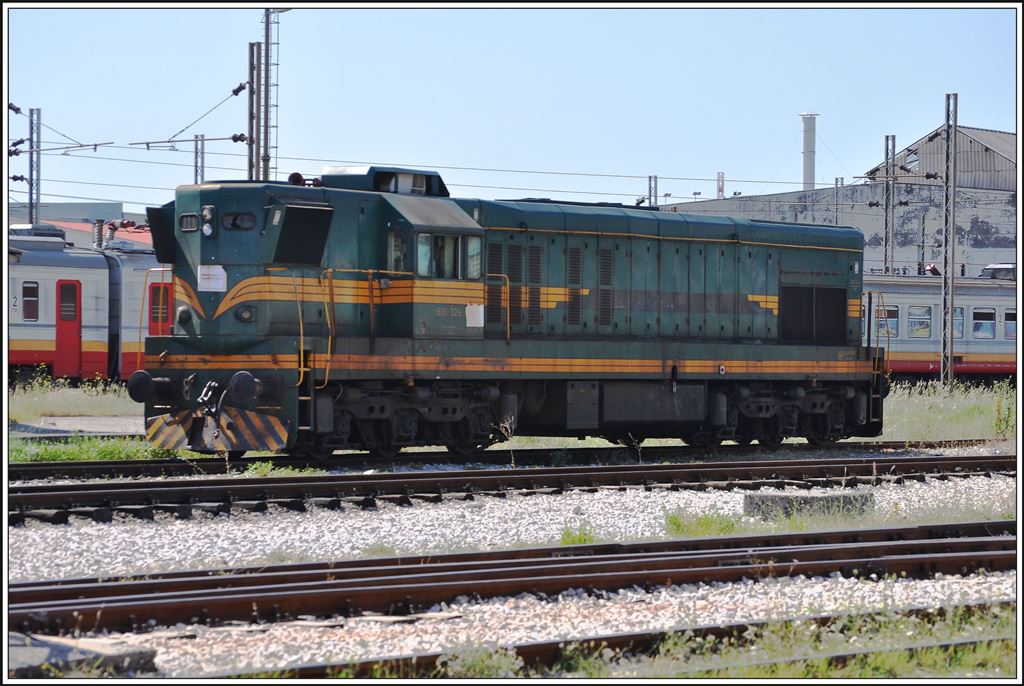 661 326 in Podgorica. (14.08.2014)