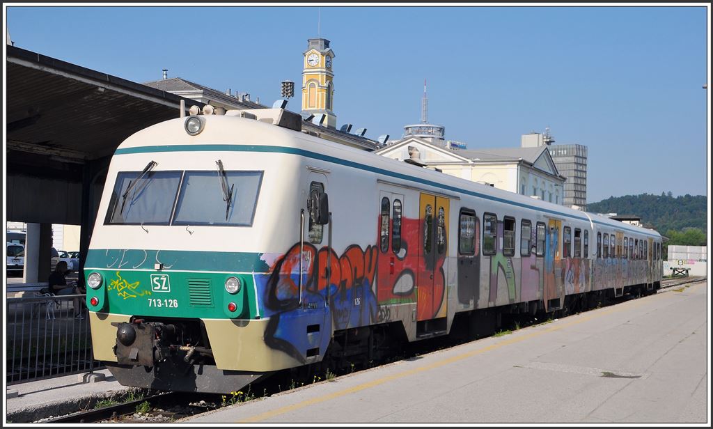 713-126 in Ljubljana. (03.07.2015)