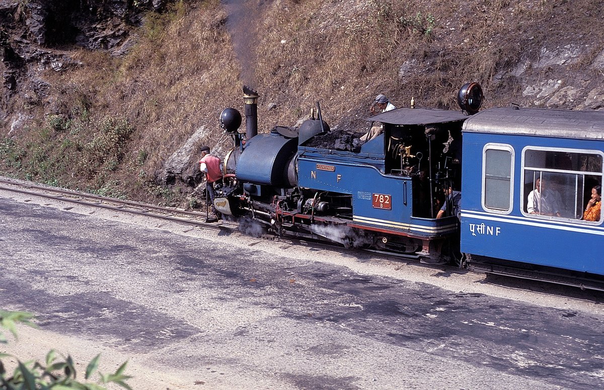  782  bei Kurseong  03.04.96