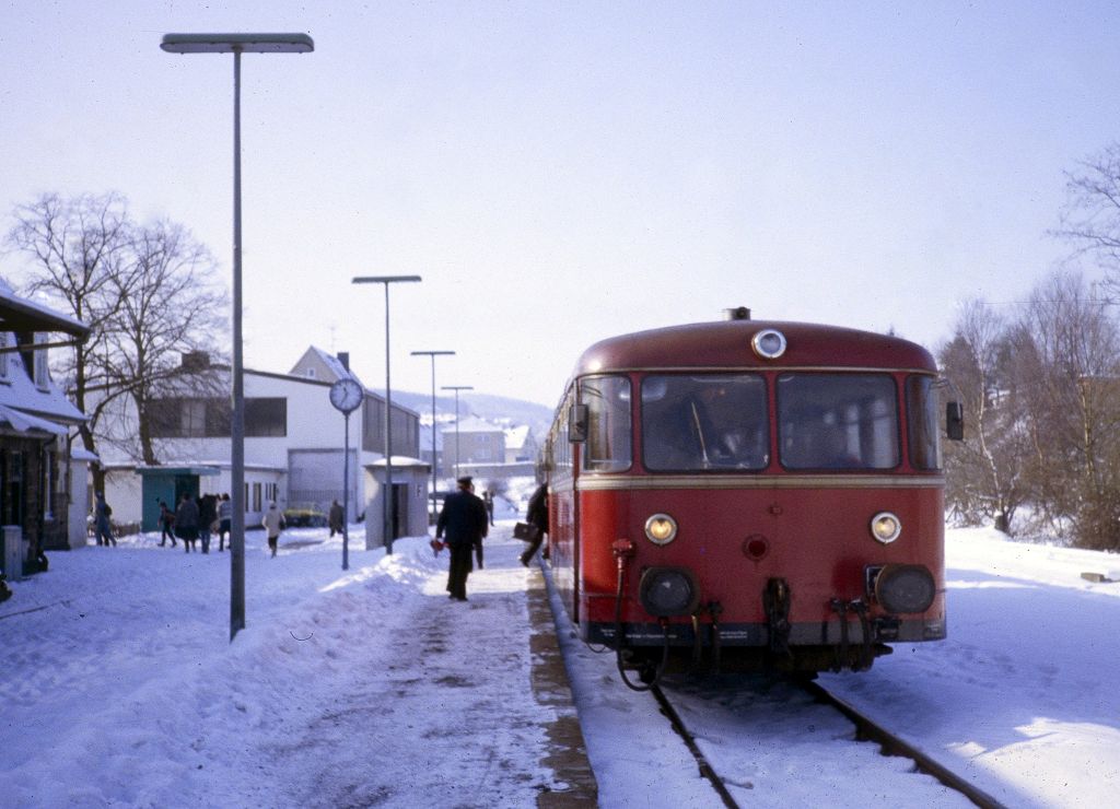 798 in Neuenrade im Februar 1983.