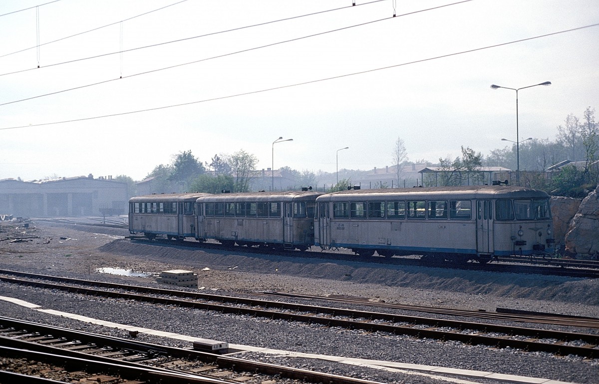 812 250  Divaa  30.04.89