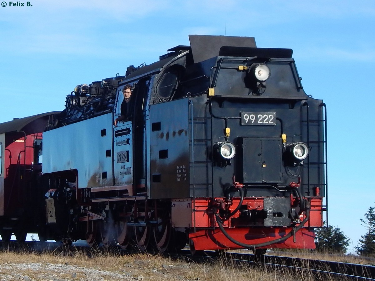 99 222 der HSB auf dem Brocken am 28.10.2015