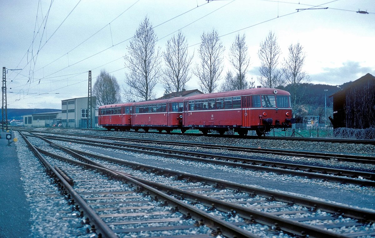 998 661  Tübingen  08.04.85