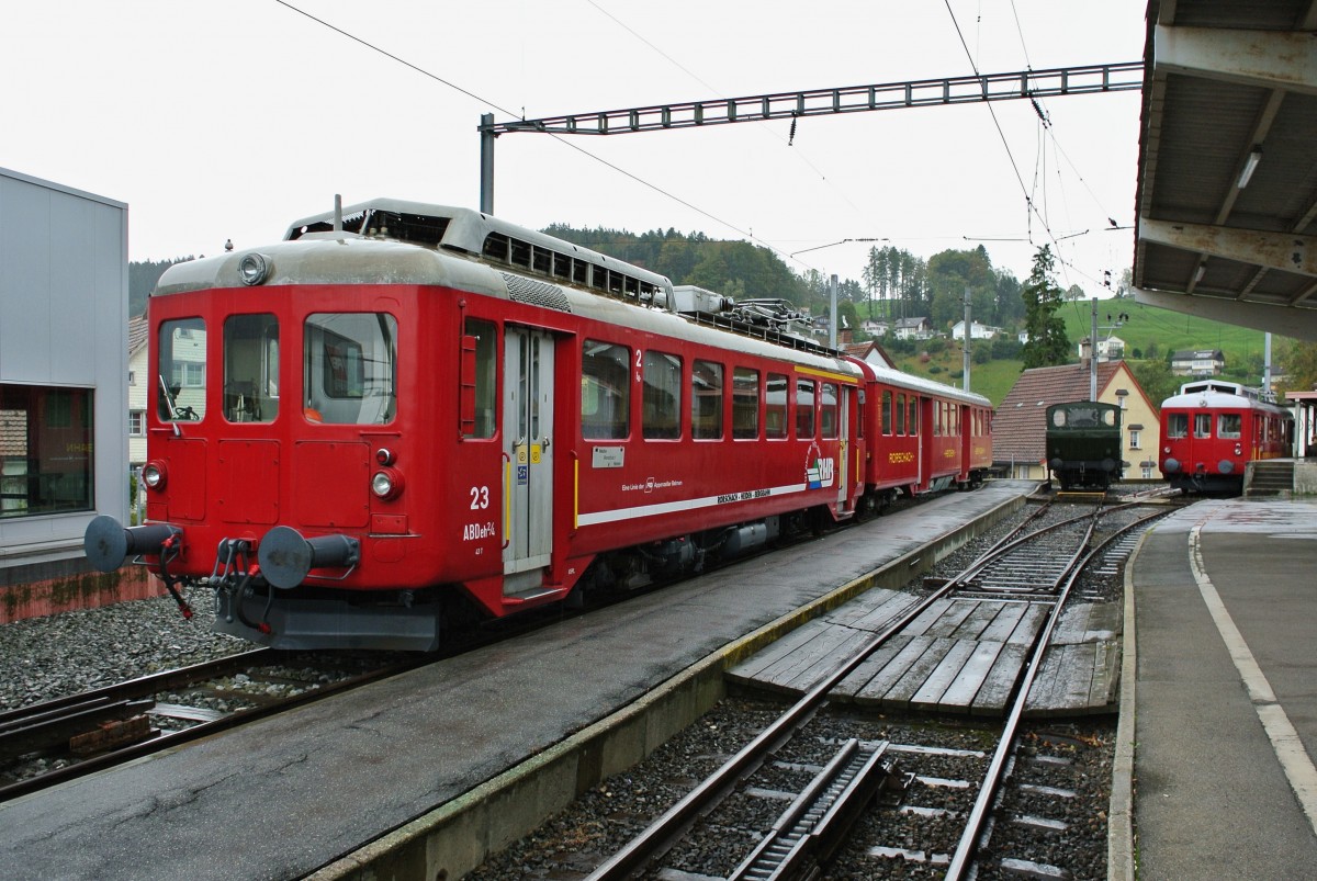 ABDeh 2/4 Nr. 23 mit Bt 31, Dampflok Rosa Nr. 3 und ABDeh 2/4 Nr. 24 abgestellt in Heiden, 13.10.2014.