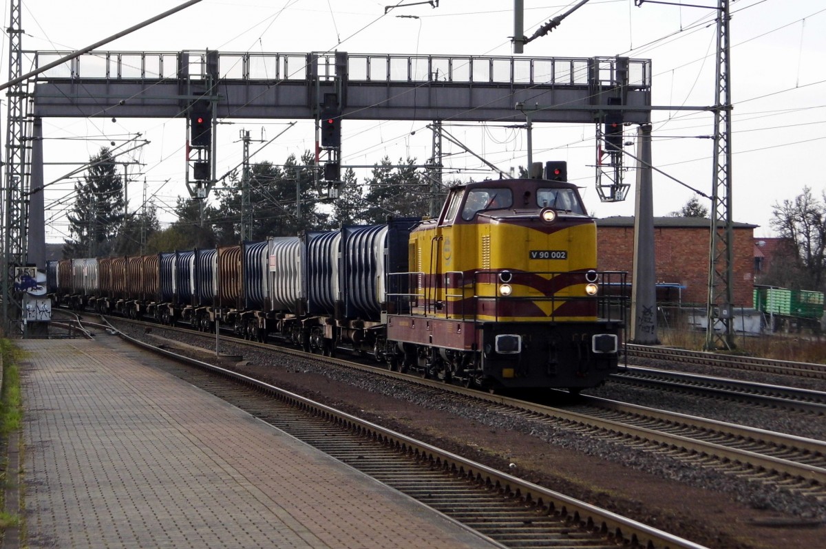 Am 04.03.2016 kam die 423 002-5 V90 002 von der A.V.G. aus Richtung Braunschweig nach Niederndodeleben und fuhr weiter in Richtung Magdeburg .