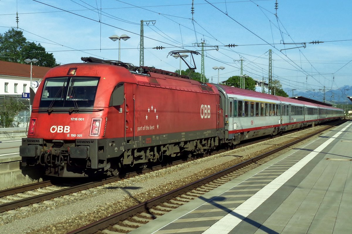 Am 17 Mai 2018 treft 1216 001 in Rosenheim ein.