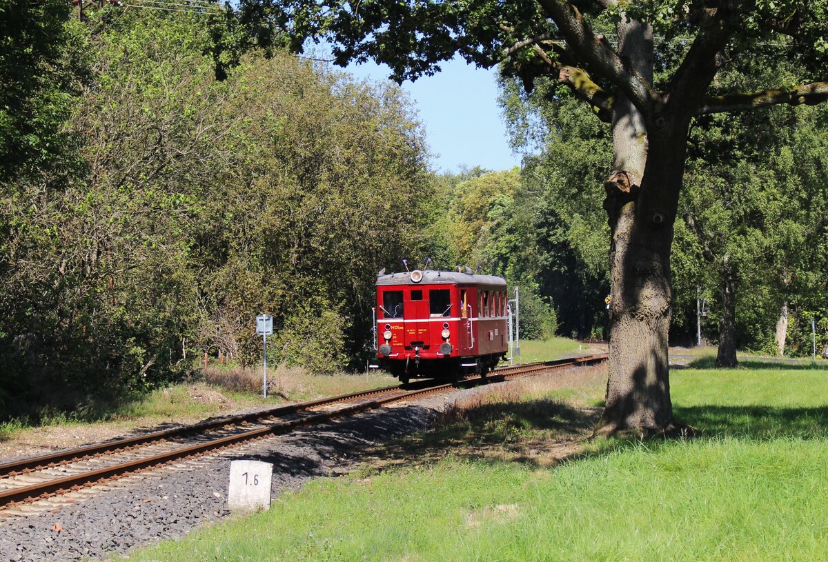 Am 24.08.24 übernahm M 131 1515 die planmäßigen Züge zwischen Aš město und Aš sowie nach Hranice v Čechách. Hier ist M 131 1515 als OS 17221 in Aš město zu sehen.