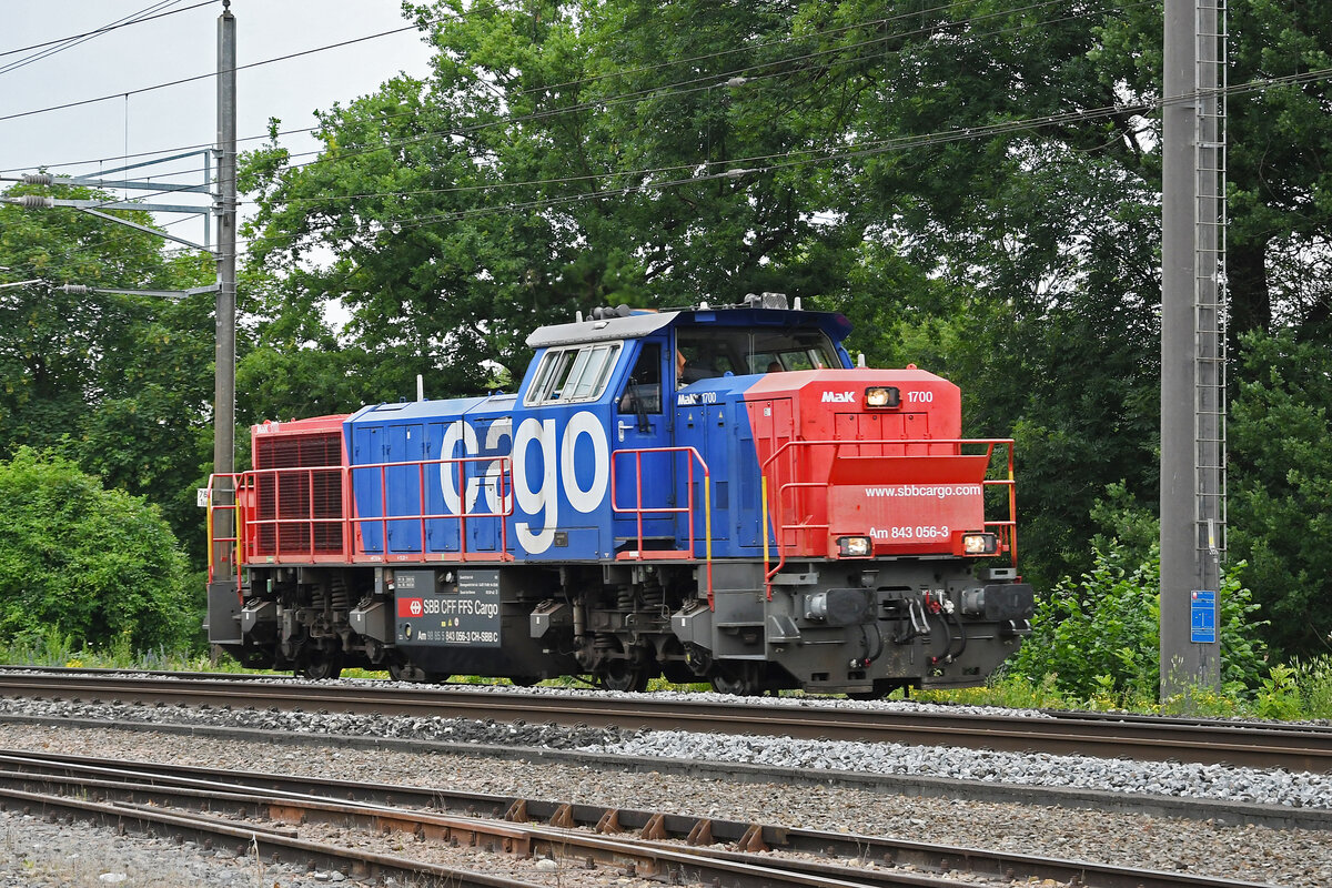 Am 843 056-3 fährt am 20.06.2024 solo Richtung Bahnhof Kaiseraugst.