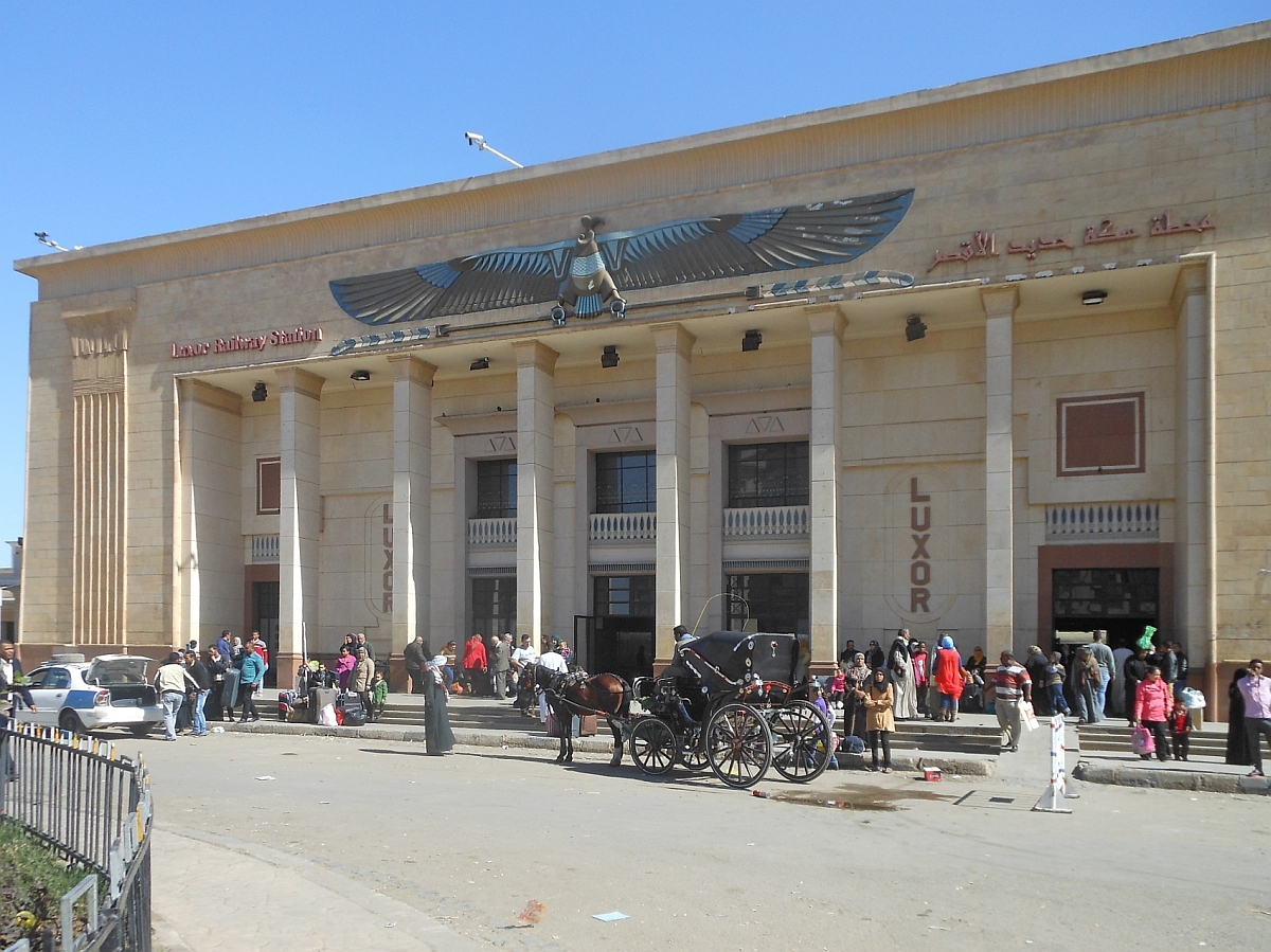 Bahnhofsgebäude von Luxor, 30.01.2015