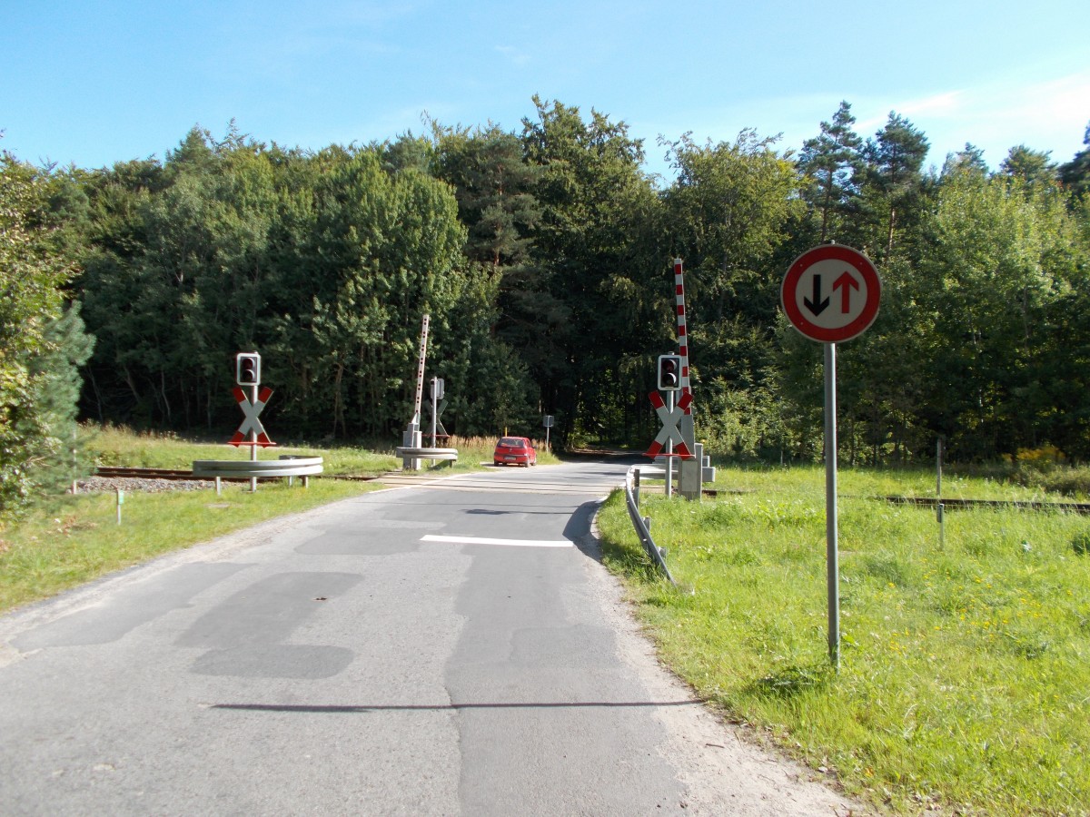 Bahnübergang Gothen,am 24.August 2014,gelegen auf Usedom bei Heringsdorf.