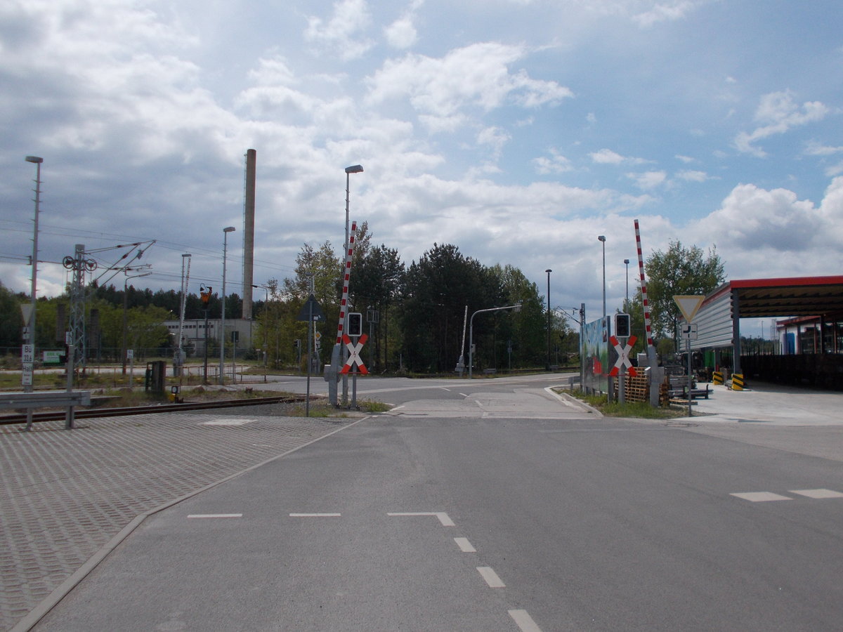 Bahnübergang,am 17.Mai 2016,in Seddin.