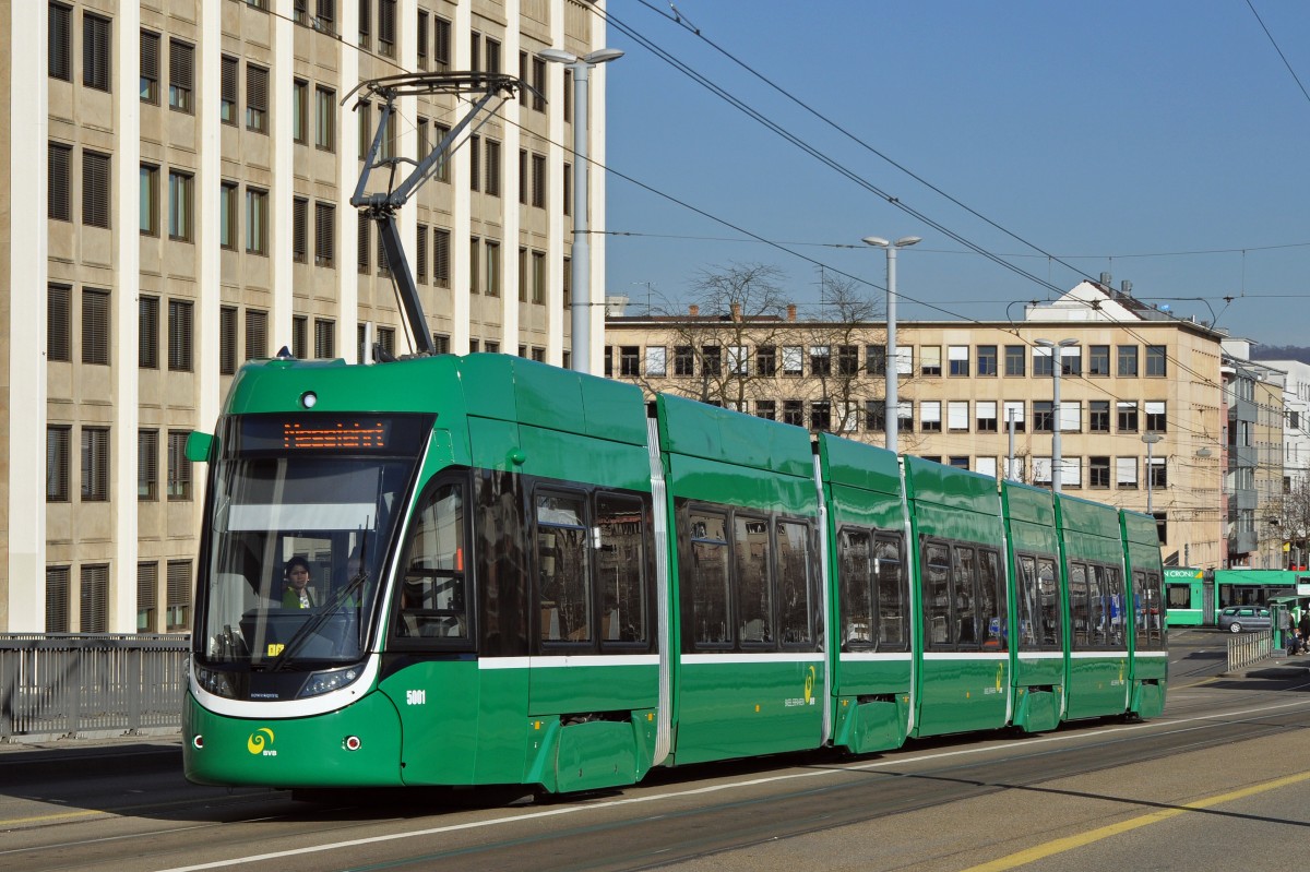 Be 6/8 Flexity 5001 auf einer Messfahrt bei der Dreirosenbrücke. Die Aufnahme stammt vom 06.03.2015.