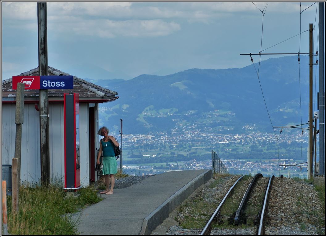 Beginn der Zahnstangenstrecke hinunter ins St.Galler Rheintal bei der Haltestelle Stoss. (14.07.2019)