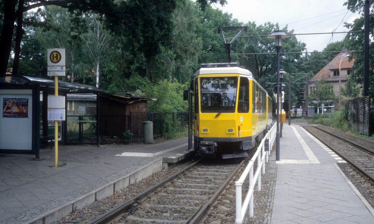 Berlin BVG SL 62 (T6A2) Wendenschloss (Endstelle) im Juli 2005.