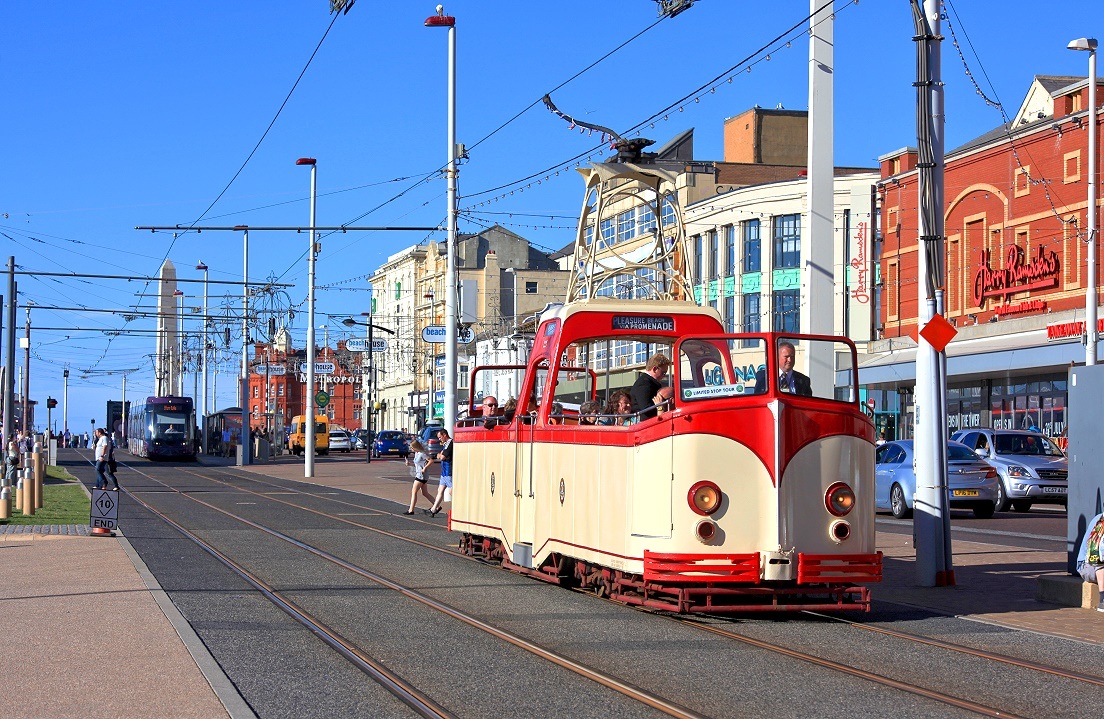 Blackpool 227, Promenade, 29.08.2016.
