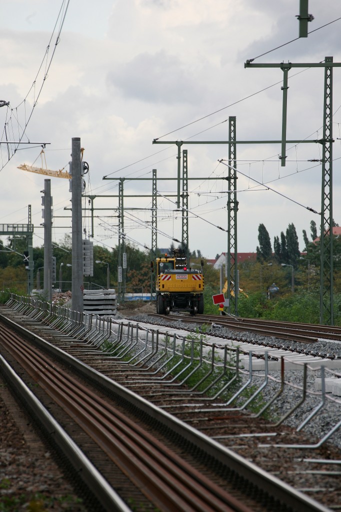 Blick vom Haltepunkt Dresden Pieschen in sdlicher Richtung auf die Baustelle der Fernbahngleise zwischen Pieschen und Dresden Neustadt. 19.09.2013 12:48 Uhr.