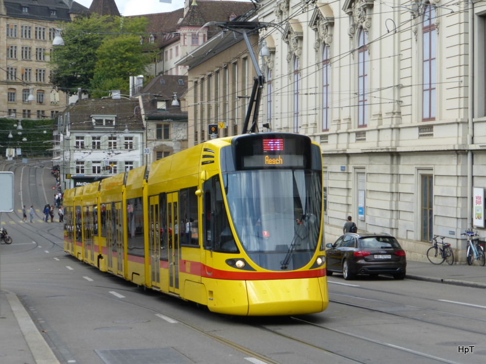 BLT - Be 6/10  164 unterwegs auf der Linie 11 in der Stadt Basel am 20.09.2014