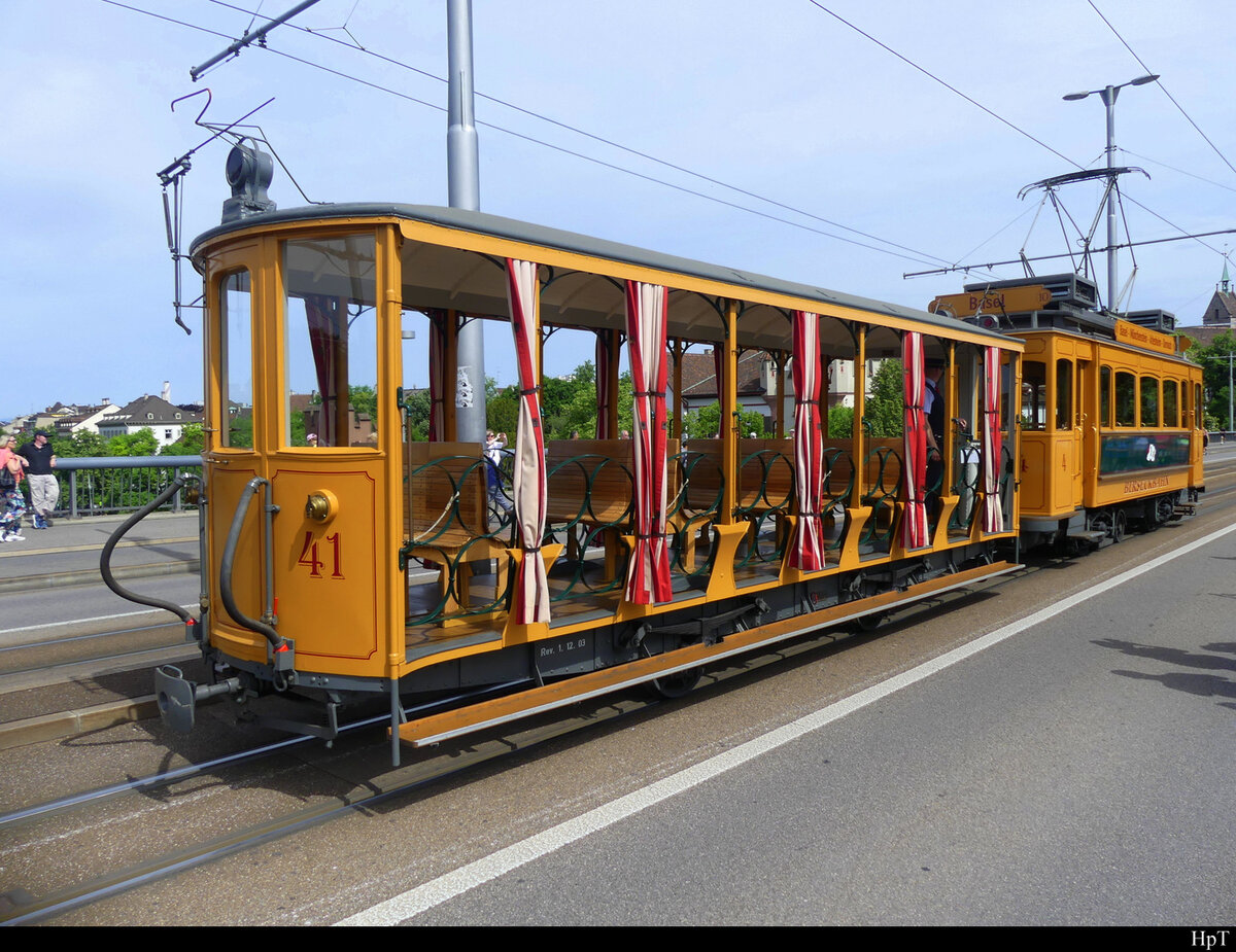 BLT - Oldtimer Beiwagen C 41 unterwegs an der Tramparade in der Stadt Basel am 22.05.2022