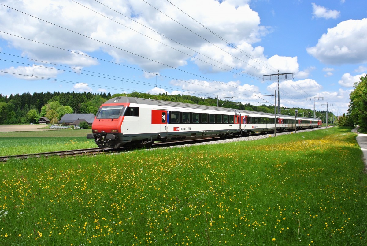 Bt 50 85 28-94 903-7 mit dem IR 2024 in Hindelbank, 17.05.2014.