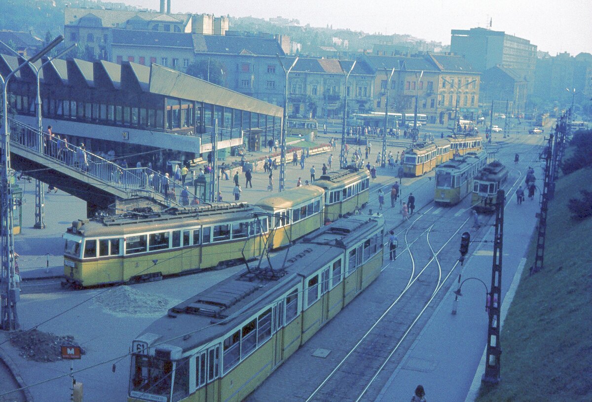 Budapest  Straßenbahn Knotenpunkt Moszkvatér_23-07-1975