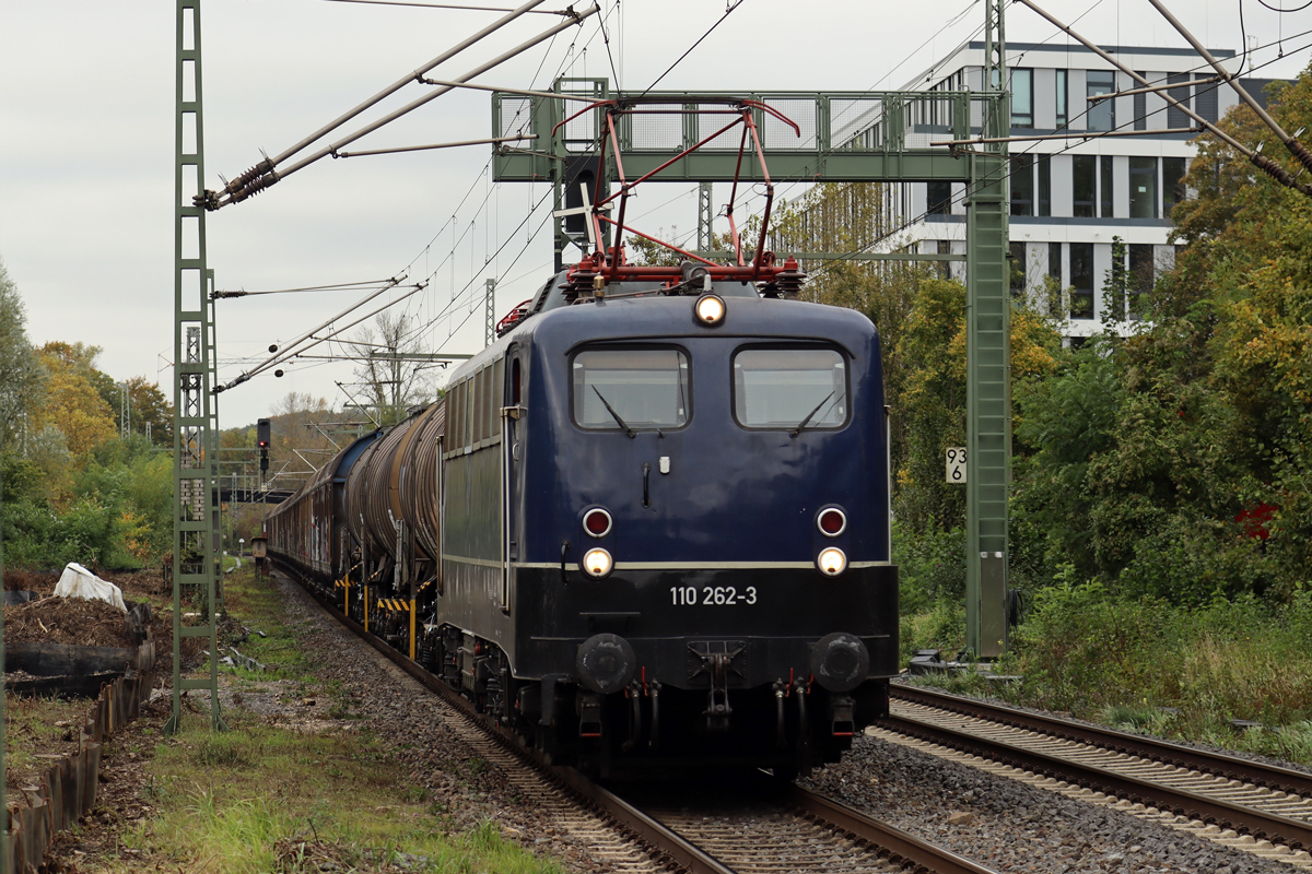 BYB 110 262-3 in Bonn-Oberkassel 15.10.2024