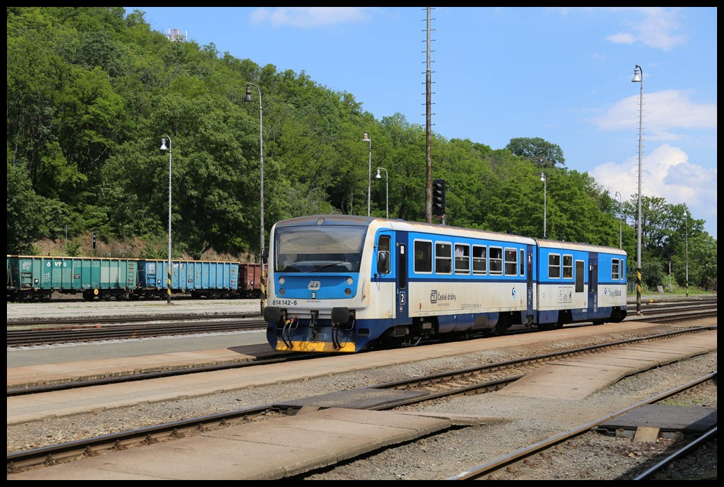 CD Triebwagen 814142-6 am 6.6.2024 um 14.03 Uhr im Bahnhof Mlada Boleslav.
