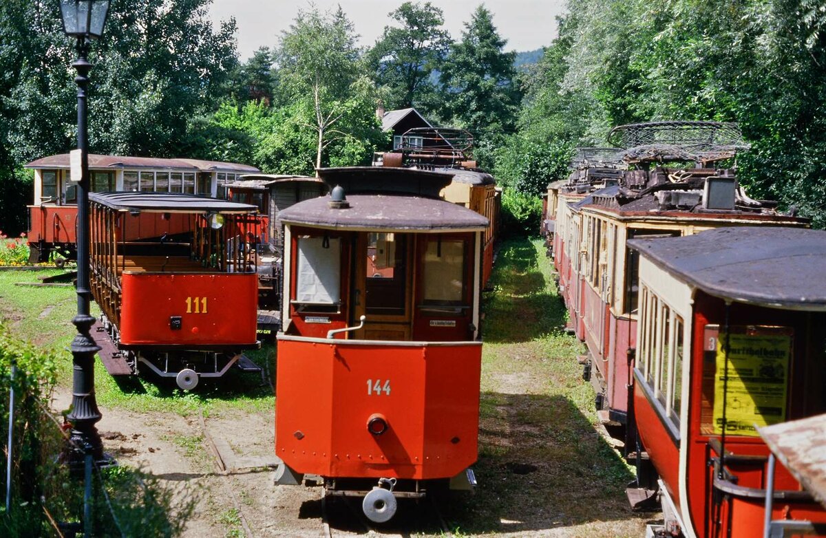 Das Areal der Lendcanaltramway Klagenfurt war voll von Schätzen aus der Straßenbahnwelt. 
Datum: 25.08.1986