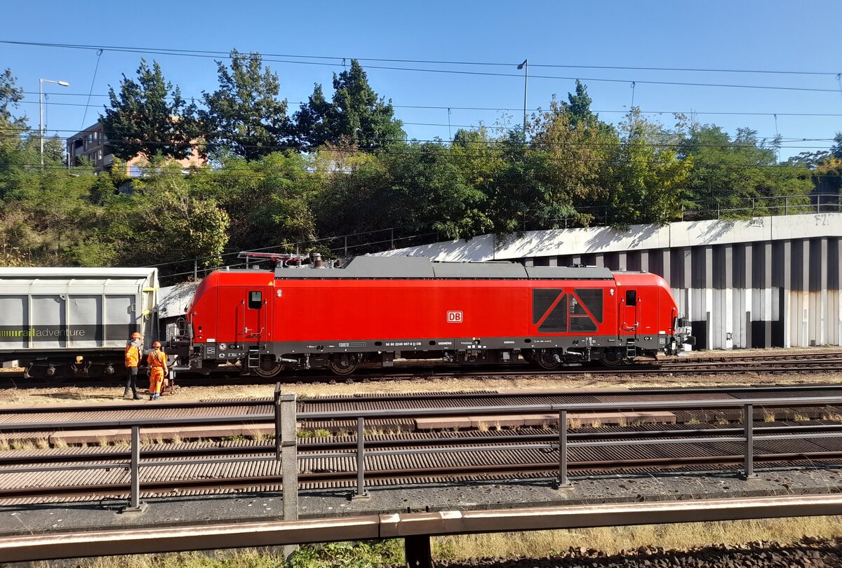 DB 249 007 holt Exponate aufs Messegelände | Heerstraße, S-Bahnhof, 20.09.24