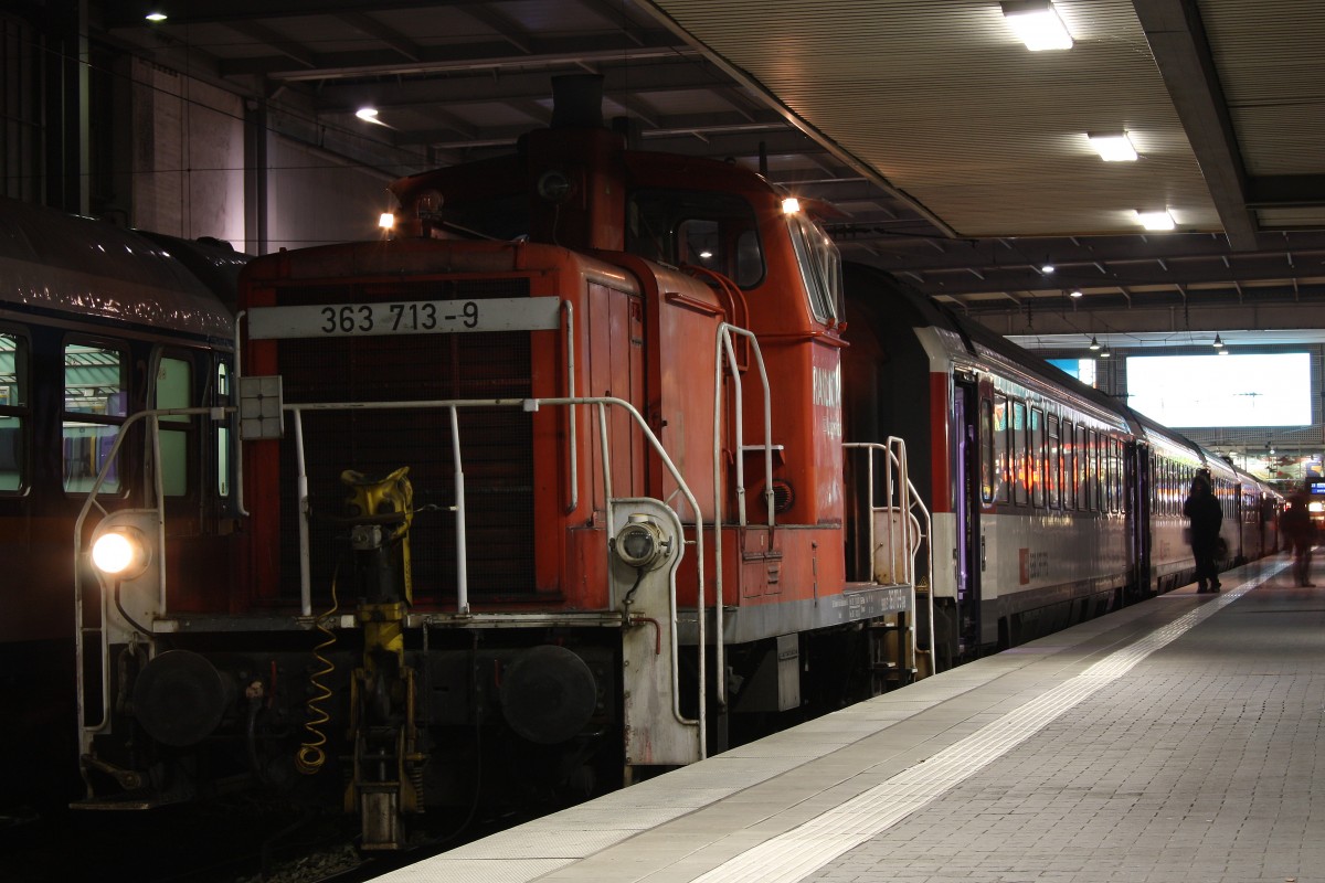 DB 363 713 am 9.11.13 in München Hbf.