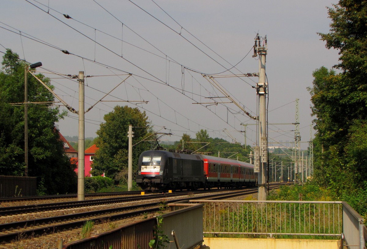 DB ES 64 U2-018 mit der RB 16323 von Eisenach nach Halle (S) Hbf, am 05.09.2014 in Erfurt-Bischleben.