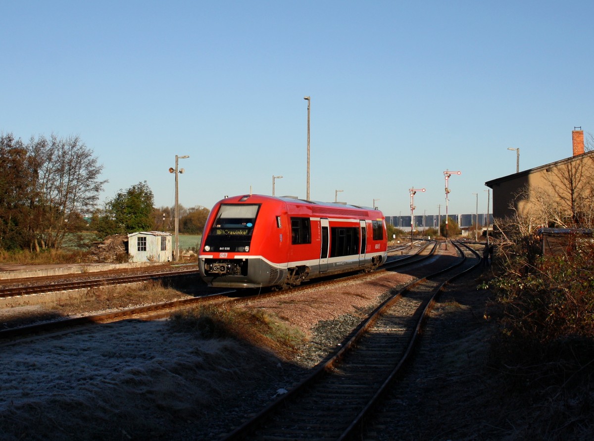 Der 641 035 als RB nach Crawinkel am 16.10.2011 bei der Einfahrt in Ohrdruf.