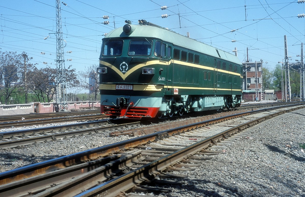 DF4B 9321  Peking  15.04.99