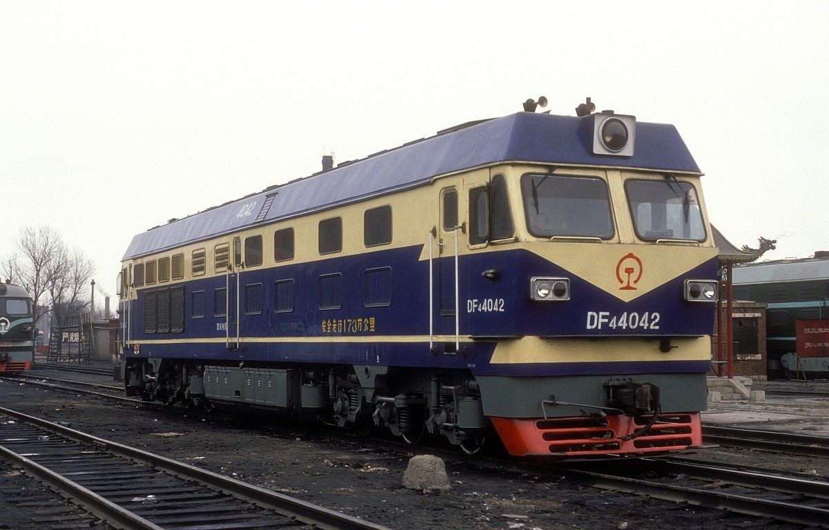  DF4C 4042  Shenyang  06.03.94