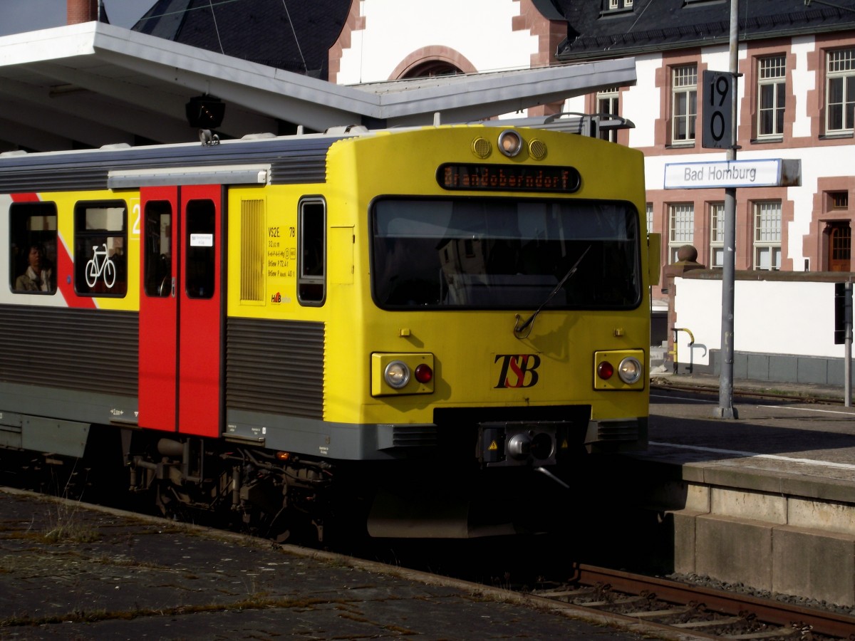 Die Front eines HLB/TSB VT E2 am 05.03.14 in Bad Homburg Bhf 