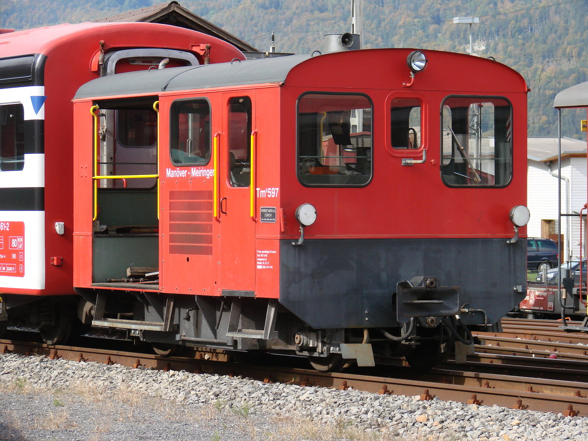 Die  Manöver-Meiringen  TmII 597 Dieseltraktor im Bf. Meiringen - 14-10-2020