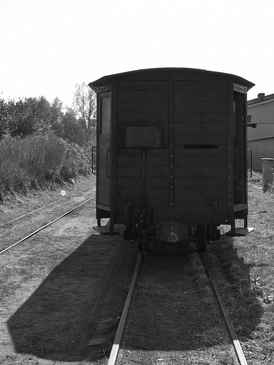 Dieser gedeckte Güterwagen (00-00 0054-0 Fth) war Ende September 2024 in Rosnowo (Roßnov) zu sehen