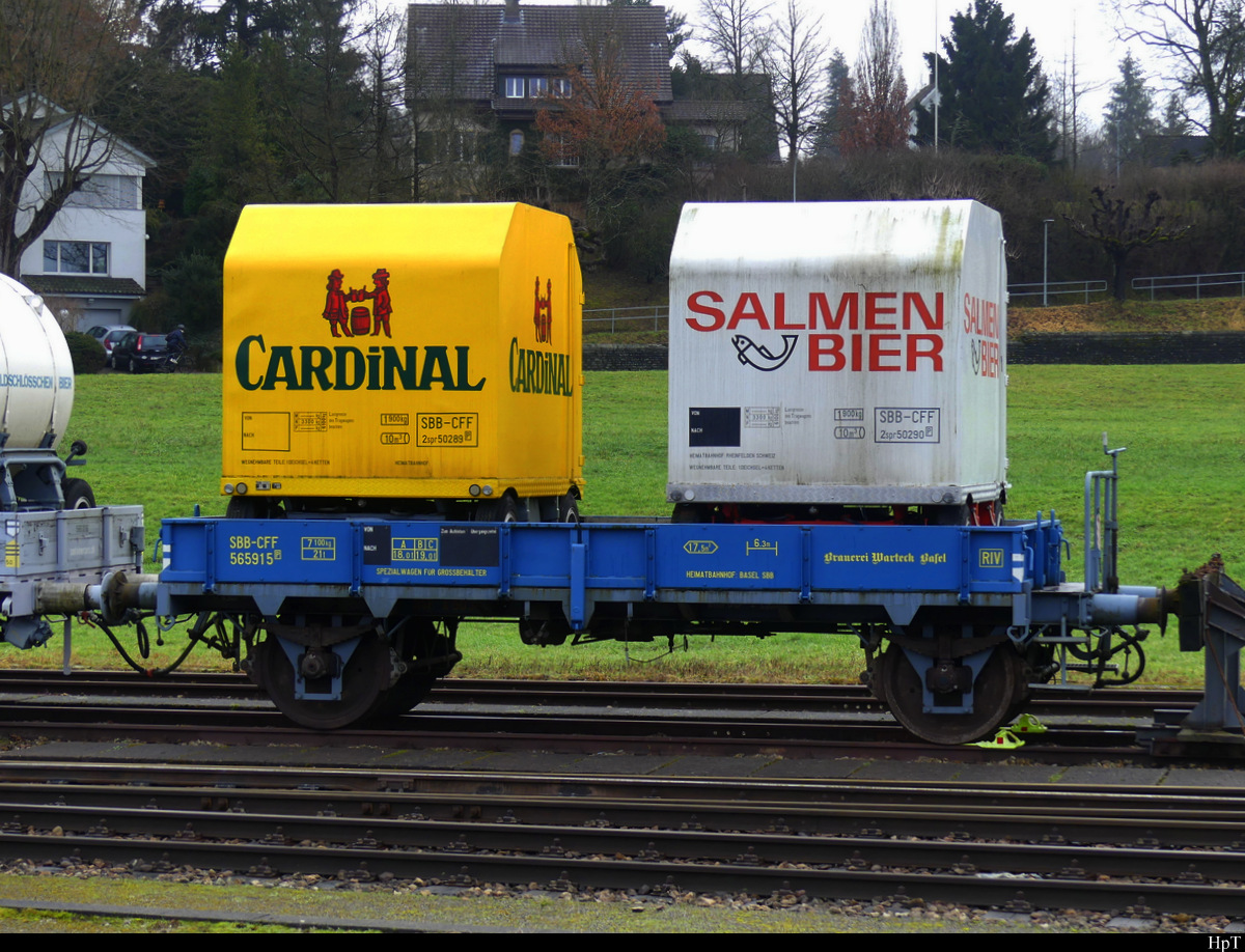 DSF - Dienstwagen X 503 / P 565919 abgestellt im Bahnhof von Rheinfelden am 31.01.2021