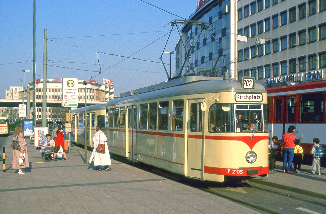 Düsseldorf 2105 + 1808, Jan Wellem Platz, 22.04.1987.