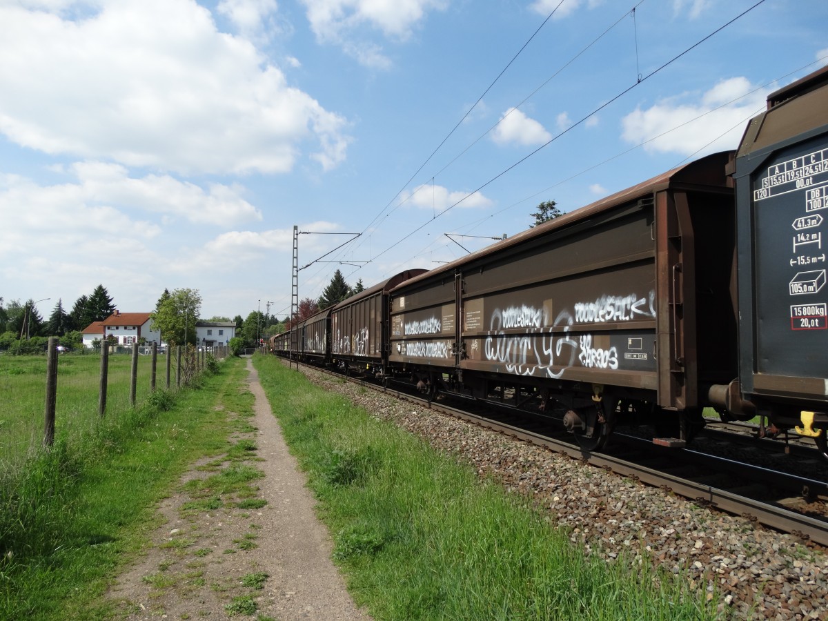 Ein Schiebewandwagen am 04.05.14 bei Hanau West 