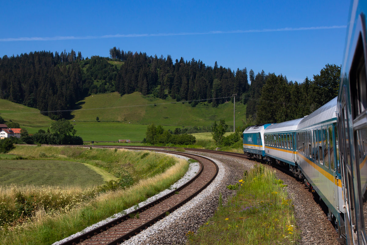 Eine Fahrt im Alex von Oberstaufen nach Hergatz. Hier bei Harbatshofen. 19.7.20