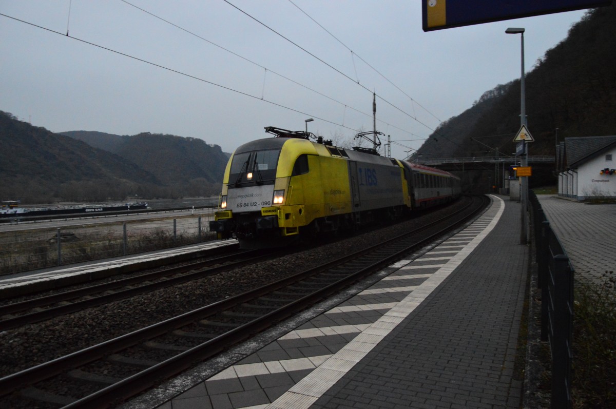 ES64 U2 in Hirzennach 17.2.2015