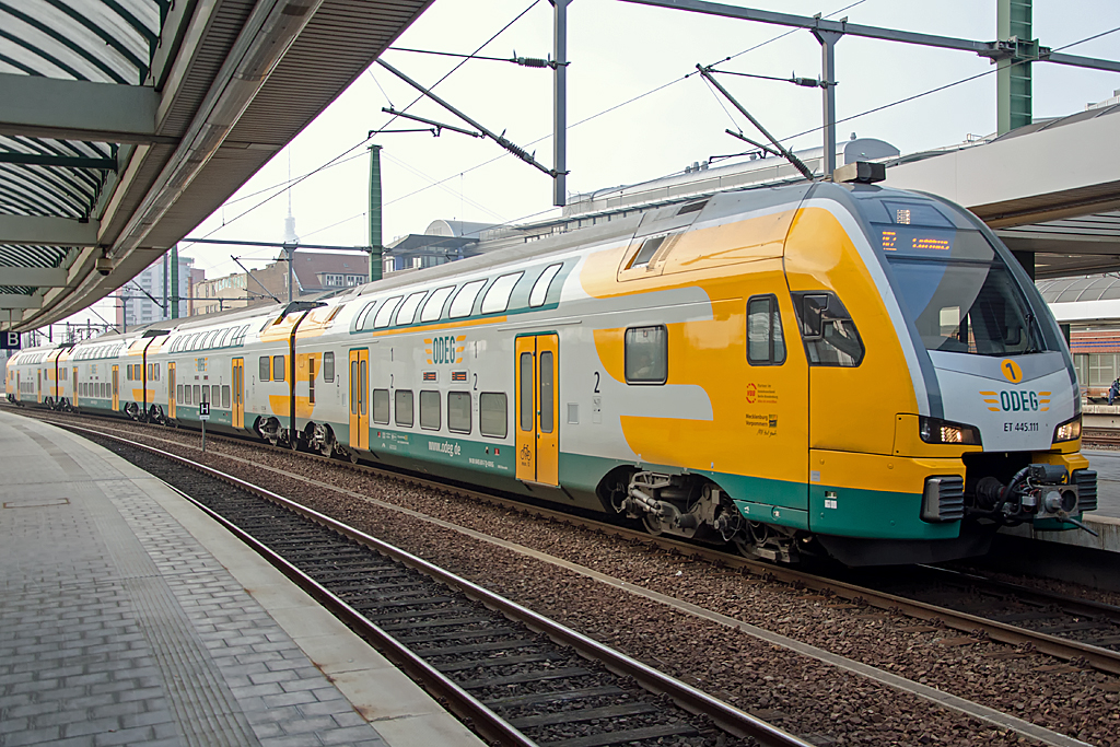 ET 445.111, 05.03.2014, Berlin-Ostbahnhof