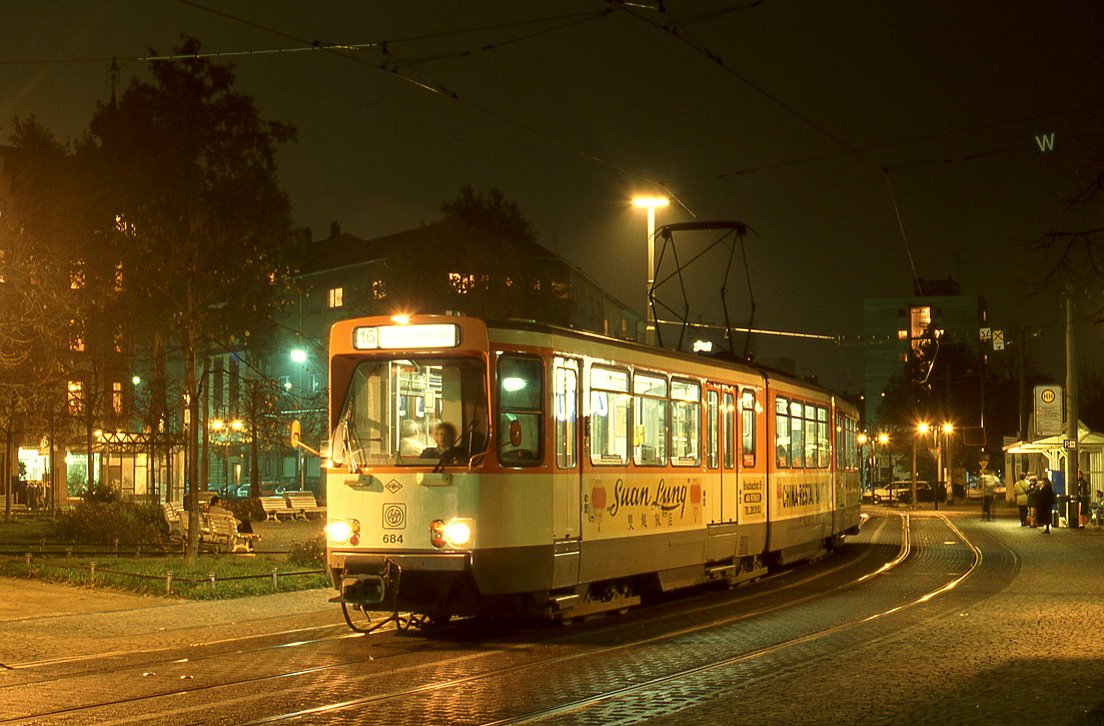 Frankfurt 684, Südbahnhof, 31.10.1993.
