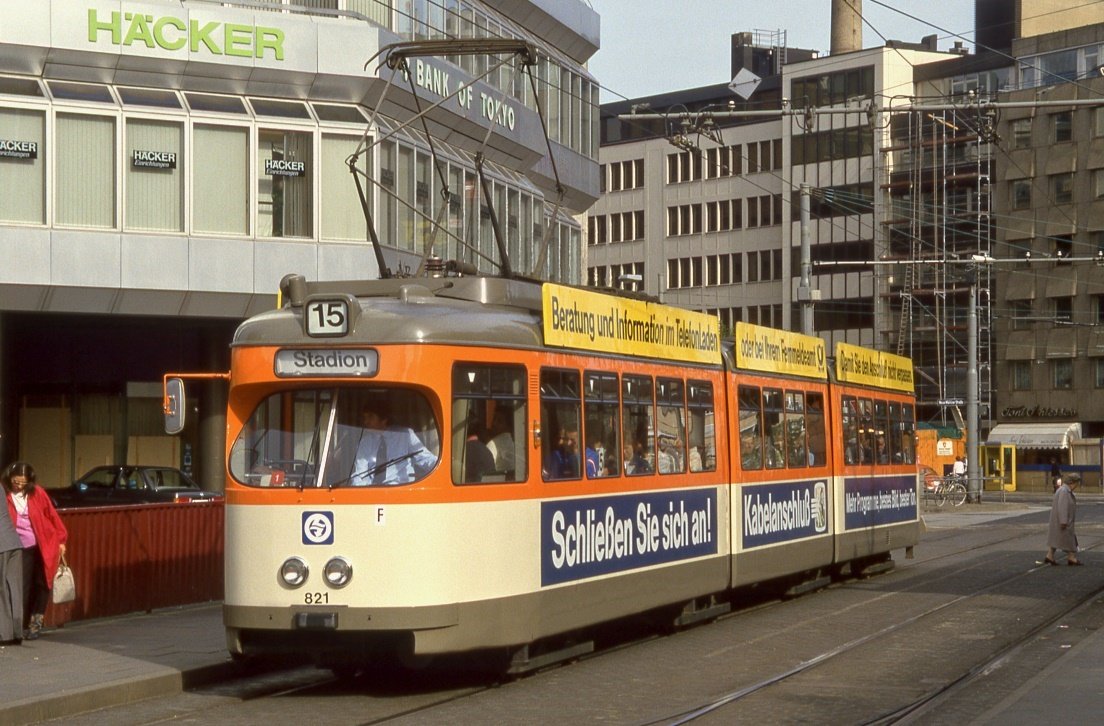 Frankfurt 821, Theaterplatz, 12.10.1985.