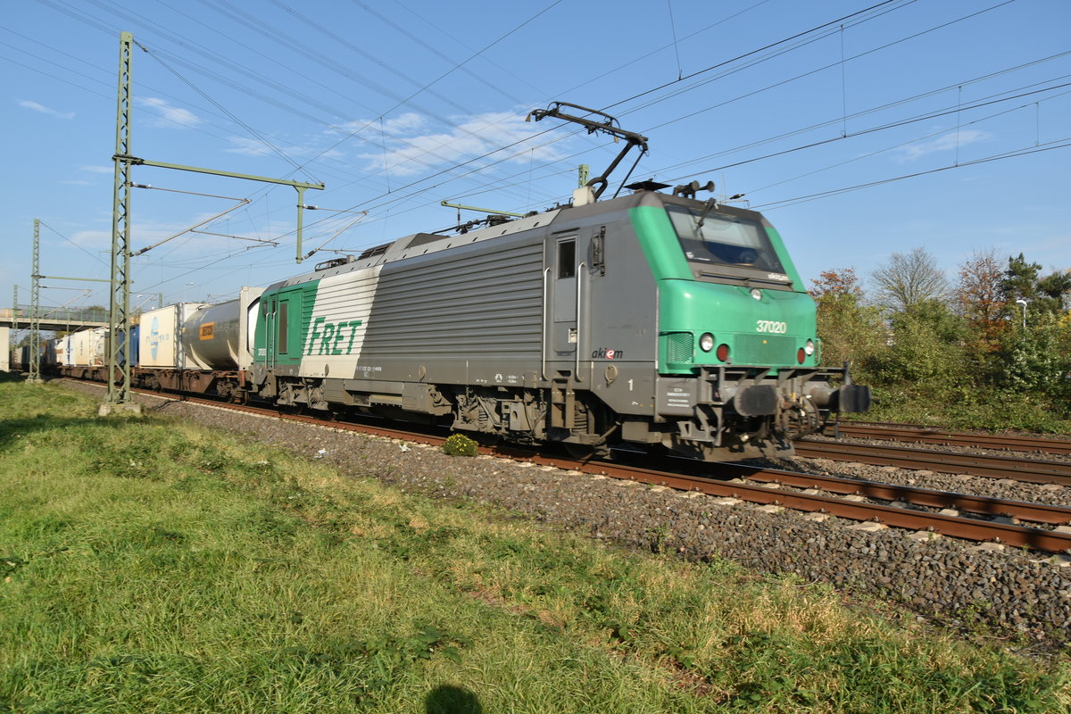 Fretchenlarm hatte ich am Samstag den 4.11.2017 in Lintorf in Form der 37020 mit einem Mischer gen Süden.