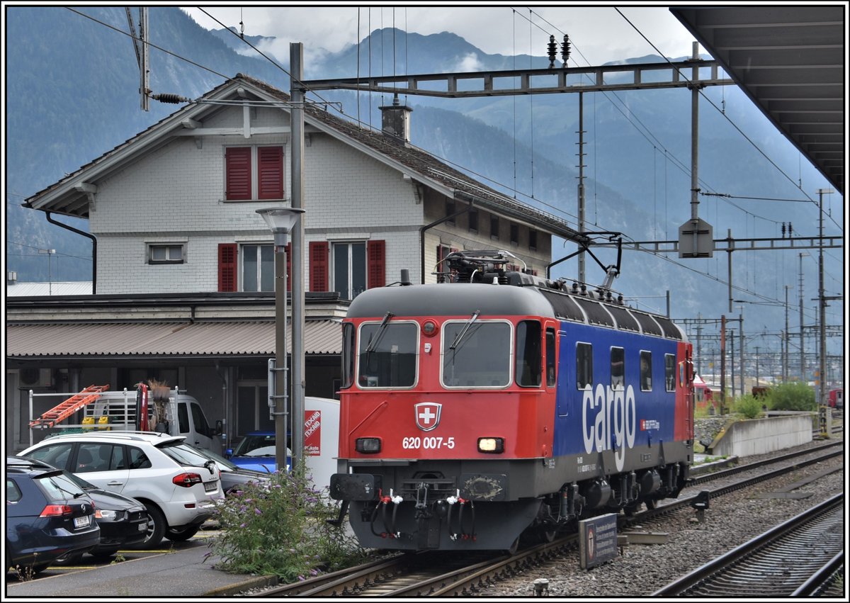 Frisch revidierte Cargo Re 6/6 620 007-5 in Landquart. (29.08.2019)