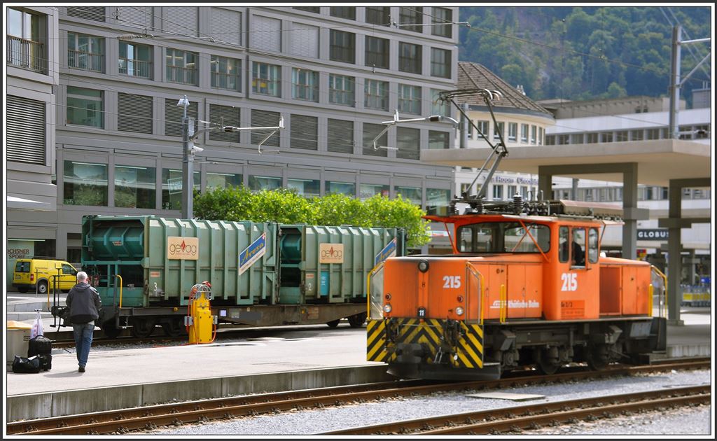 Ge 3/3 215 im Arosabahnareal in Chur. (02.09.2015)